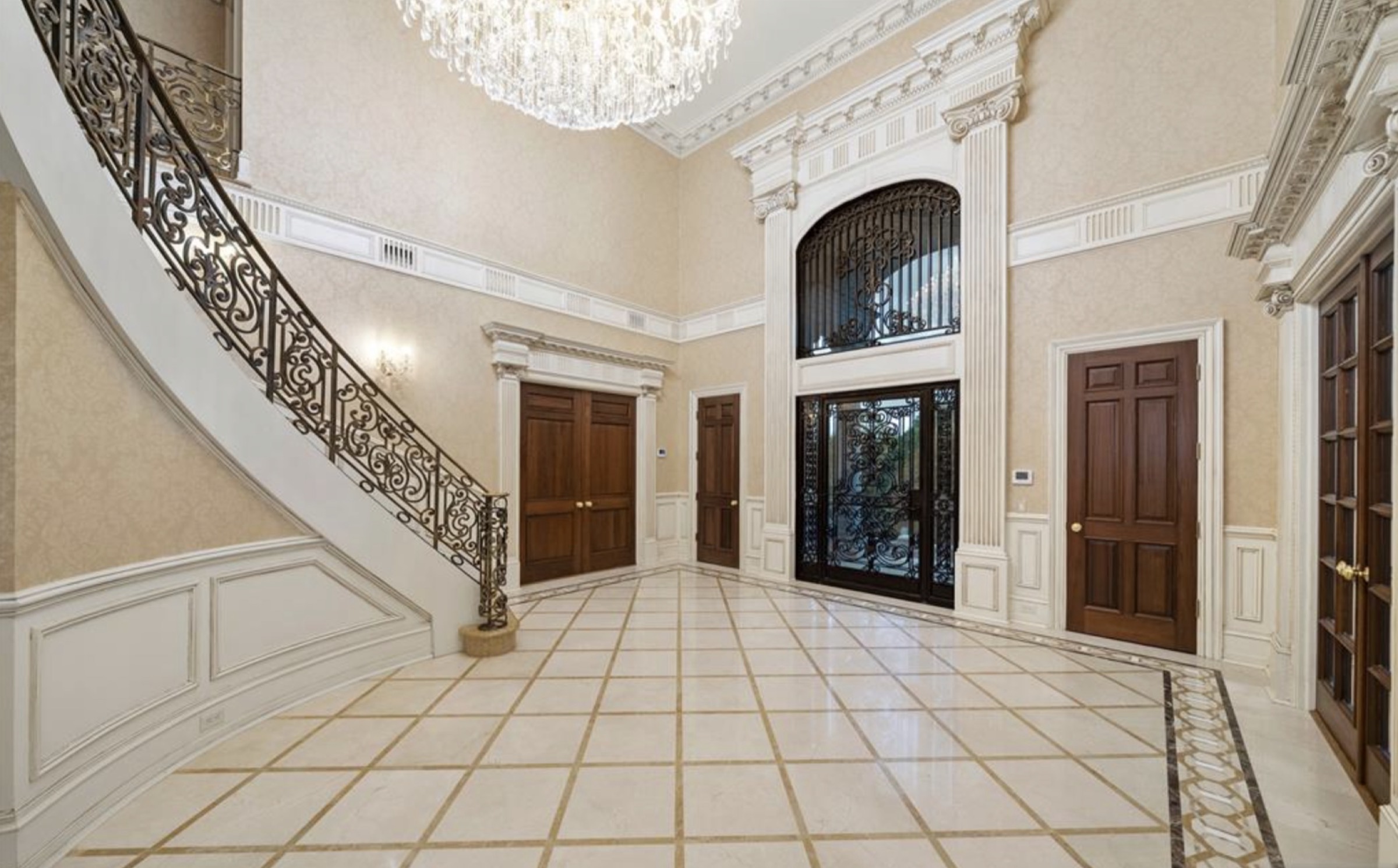 Foyer · Second View before